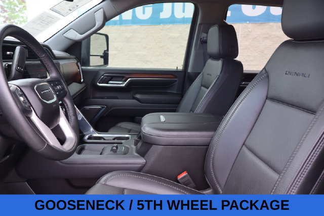 Used 2024 GMC Sierra 2500 Denali w/ Max Trailering Package AWD/4WD image 14