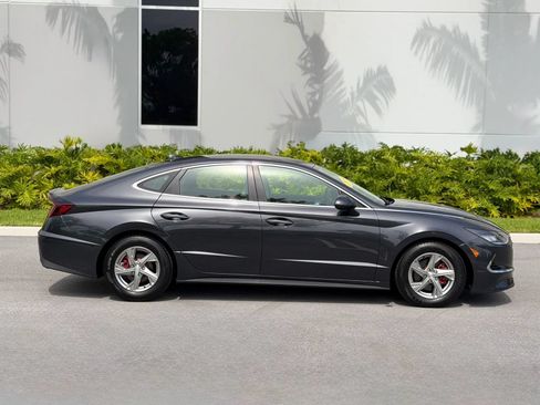 Used 2021 Hyundai Sonata SE FWD image 4