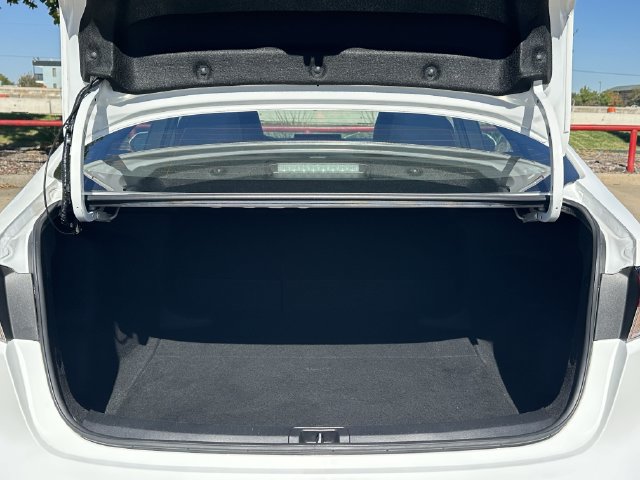 Used 2024 Toyota Corolla SE FWD image 29