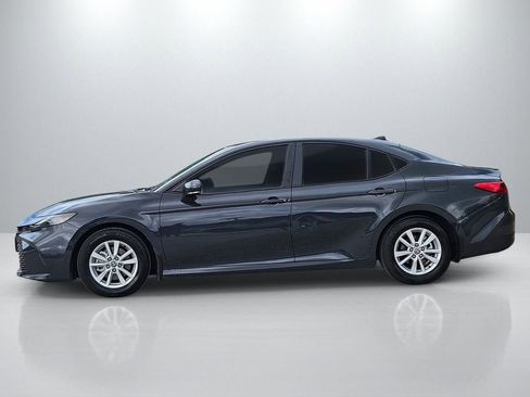 Used 2025 Toyota Camry LE w/ Convenience Package FWD image 8