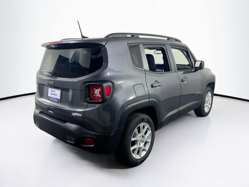 Used 2022 Jeep Renegade Latitude w/ Convenience Group image 5