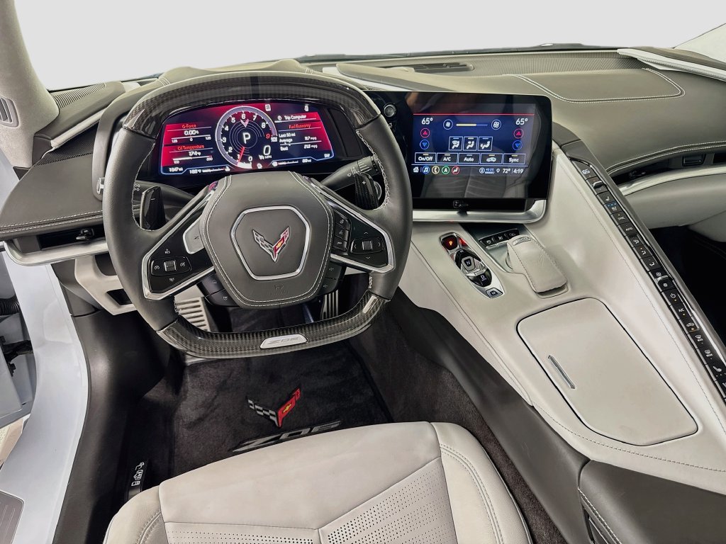 Used 2023 Chevrolet Corvette Z06 RWD image 24