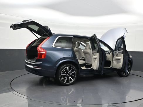 Certified 2023 Volvo XC90 B6 Plus w/ Protection Package Premier AWD/4WD image 33