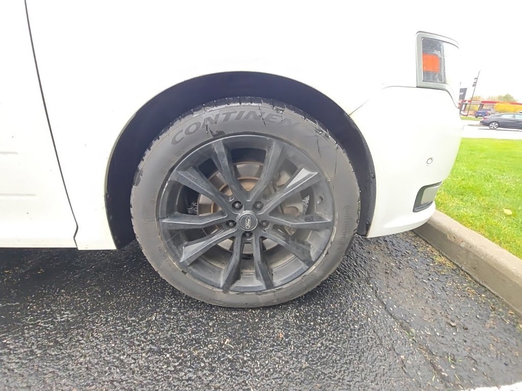 Used 2018 Ford Flex Limited w/ Equipment Group 303A AWD/4WD image 21