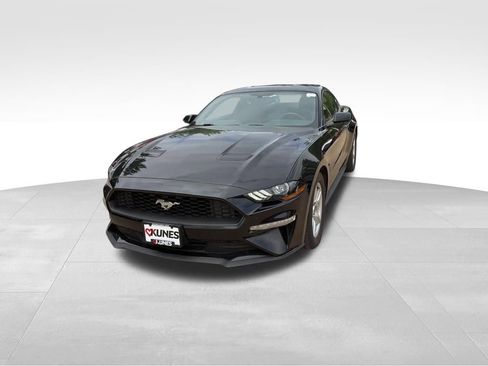 Used 2019 Ford Mustang Coupe RWD image 5