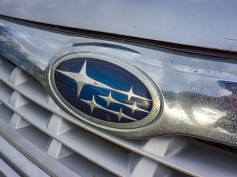 Used 2011 Subaru Forester 2.5X Premium w/ All-Weather Pkg image 9