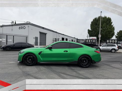 Used 2024 BMW M4 Competition w/ Executive Package image 2