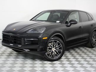 Certified 2025 Porsche Cayenne video 1