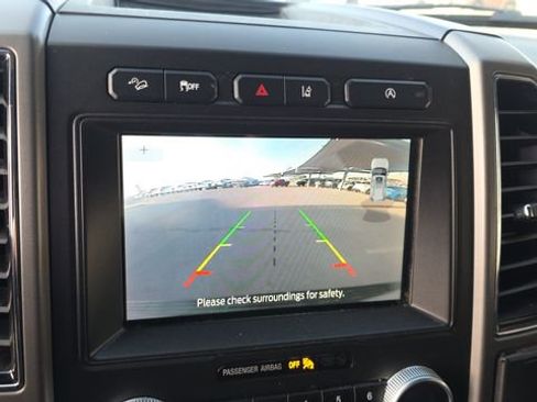 Used 2021 Ford Expedition Max XLT image 20