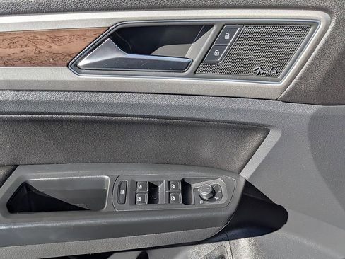 Used 2018 Volkswagen Atlas SEL Premium image 27