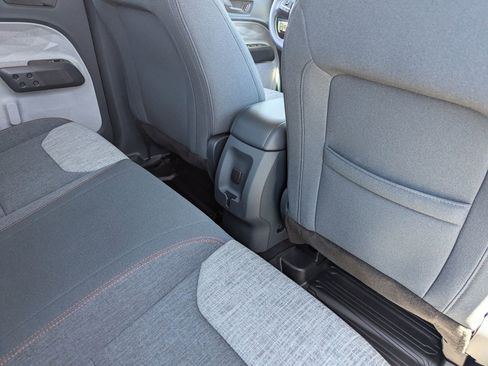 Certified 2022 Ford Maverick XLT FWD image 13