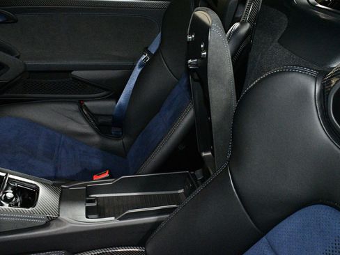 Used 2025 Porsche 718 Cayman GT4 RS w/ Weissach Package image 42