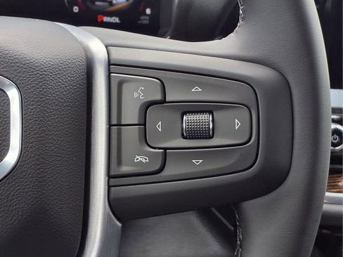 New 2026 GMC Sierra 1500 SLE w/ X31 Off-Road Package AWD/4WD image 12