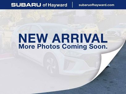 Used 2018 Hyundai Ioniq SEL w/ SEL Tech Package 02