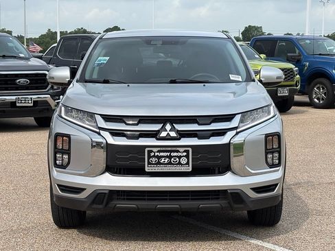 Used 2025 Mitsubishi Outlander Sport ES AWD/4WD image 3