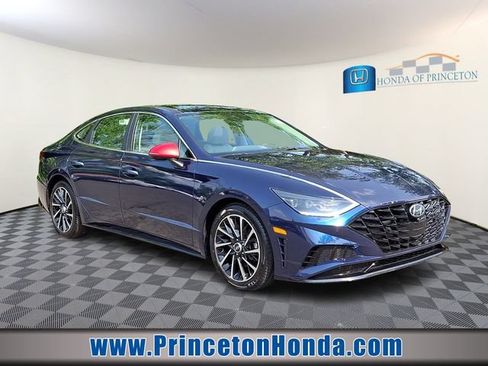 Used 2021 Hyundai Sonata Limited FWD image 1
