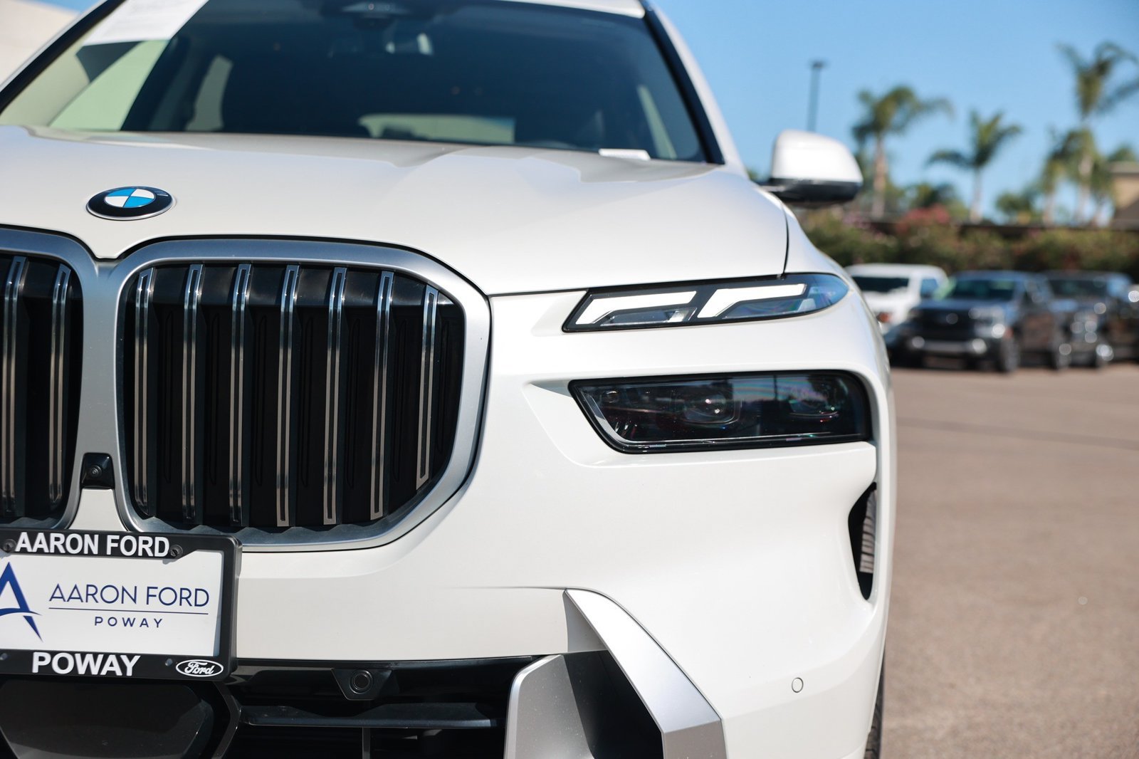 Used 2026 BMW X7 xDrive40i AWD/4WD image 8