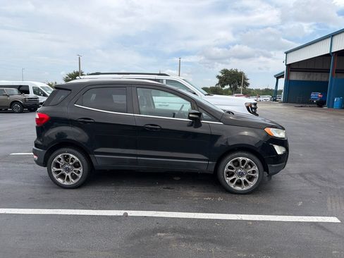 Certified 2019 Ford EcoSport Titanium FWD image 3