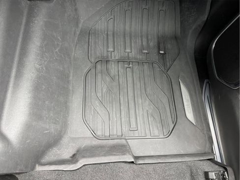 Used 2024 GMC Sierra 2500 SLE w/ SLE Value Package; image 33