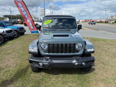 New 2025 Jeep Gladiator Sport