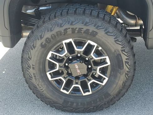 New 2026 GMC Sierra 2500 AT4X AWD/4WD image 7