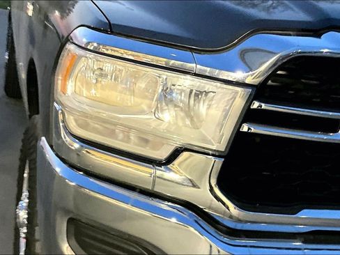 Used 2021 RAM 2500 Tradesman w/ Chrome Appearance Group image 26