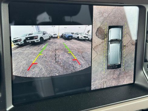 Used 2023 Ford Bronco Wildtrak image 24