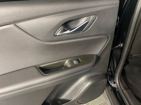 Used 2022 Chevrolet Blazer LT FWD image 30