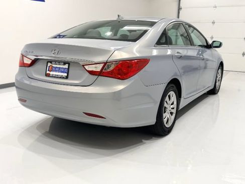 Used 2012 Hyundai Sonata GLS FWD image 8