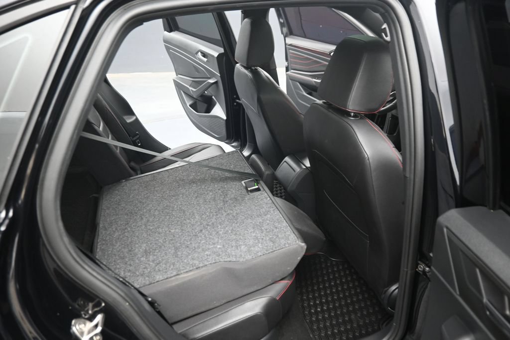Used 2024 Volkswagen Jetta GLI Autobahn FWD image 29