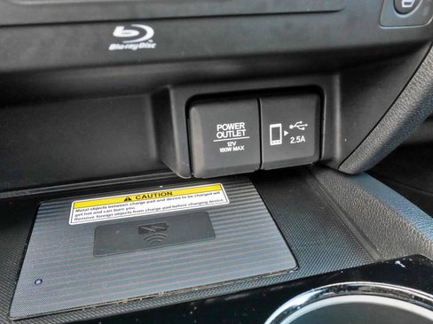Used 2022 Honda Pilot Black Edition image 32