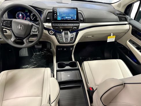 New 2026 Honda Odyssey Touring image 22