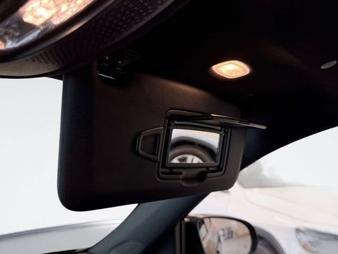 Certified 2021 Mercedes-Benz GLB 250 4MATIC image 33