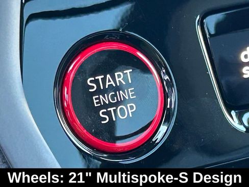 Used 2025 Audi SQ5 Premium Plus w/ Premium Plus Package image 24