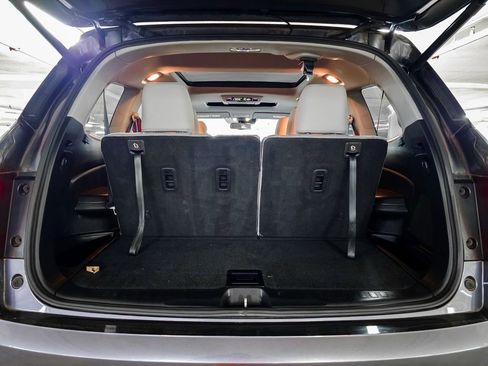 Used 2017 Honda Pilot Elite image 9