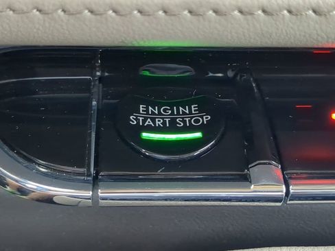 Used 2023 Lincoln Nautilus Reserve w/ Equipment Group 201A image 30