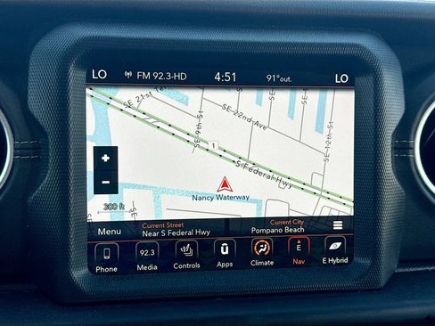 Used 2021 Jeep Wrangler Unlimited Sahara w/ Cold Weather Group AWD/4WD image 14