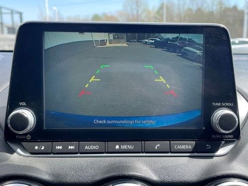 Used 2022 Nissan Sentra SR w/ Electronics Package image 12