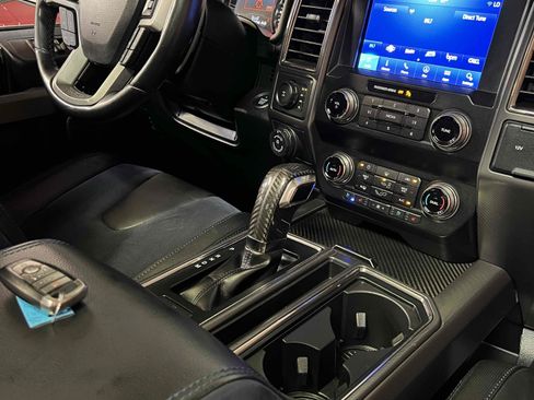 Used 2019 Ford F150 Raptor w/ Equipment Group 802A Luxury AWD/4WD image 30