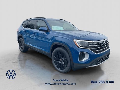 New 2026 Volkswagen Atlas SE FWD image 1
