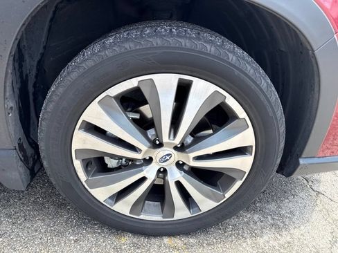 Used 2019 Subaru Ascent Touring w/ Popular Package #2 AWD/4WD image 17