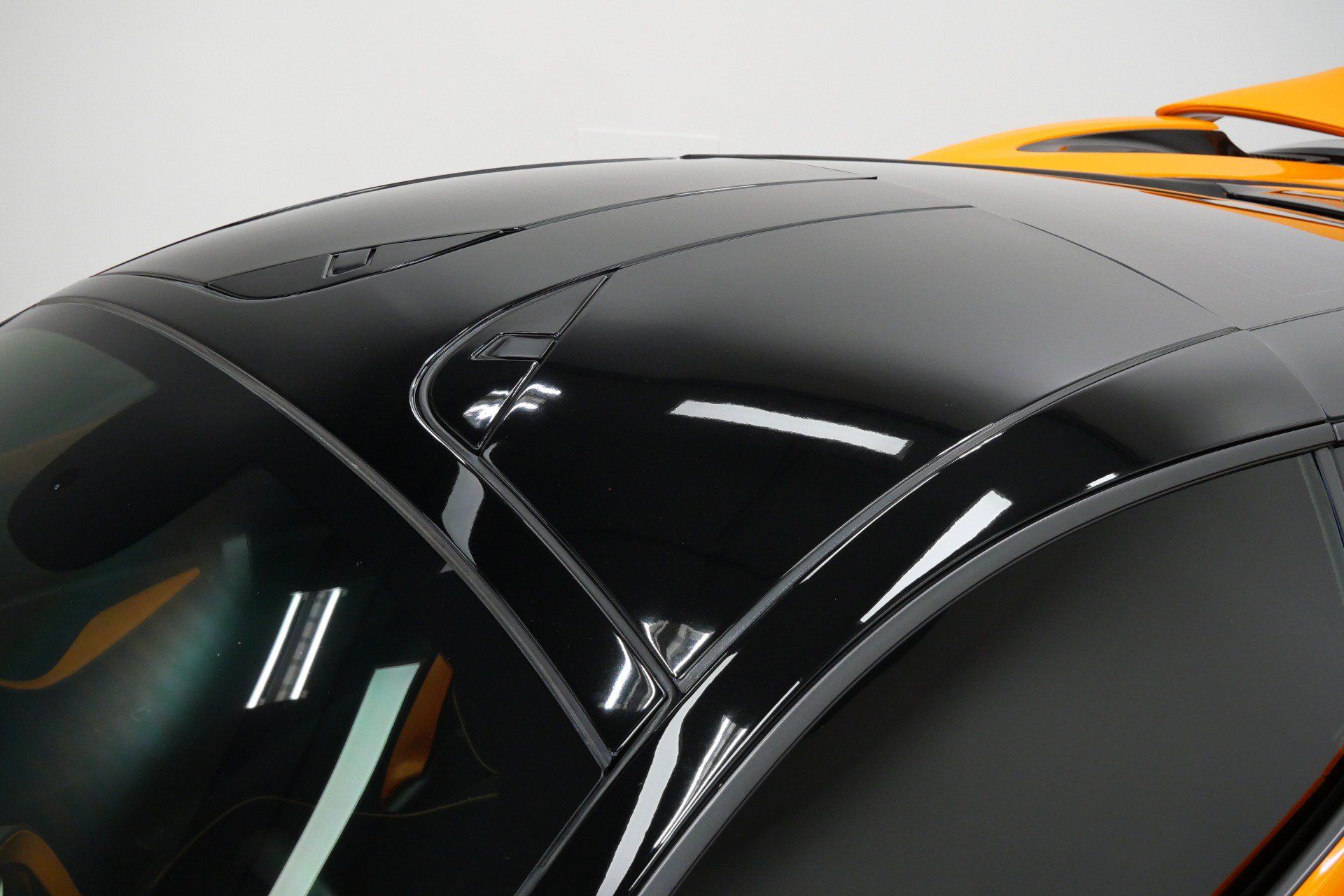 Used 2022 McLaren 720S Performance RWD image 48
