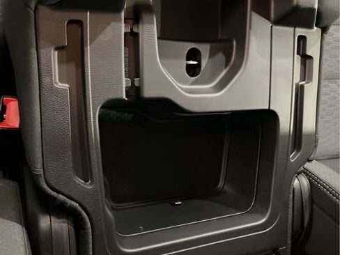 New 2026 RAM 1500 4x4 Crew Cab image 29