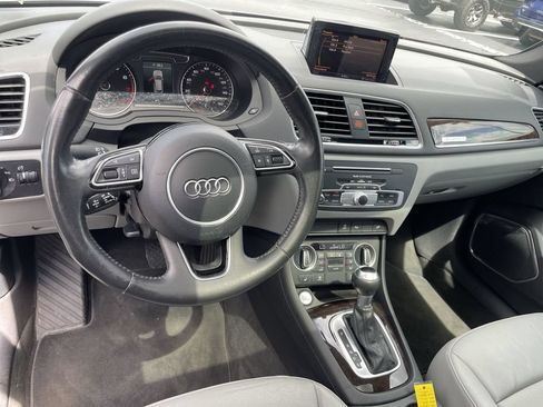 Used 2016 Audi Q3 2.0T Prestige w/ Prestige Package AWD/4WD image 12
