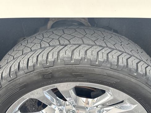 Used 2014 Chevrolet Silverado 1500 High Country w/ High Country Premium Package image 13