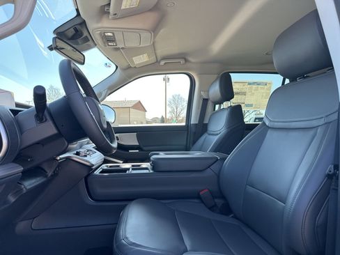 New 2026 Ford Expedition Max Active AWD/4WD image 5
