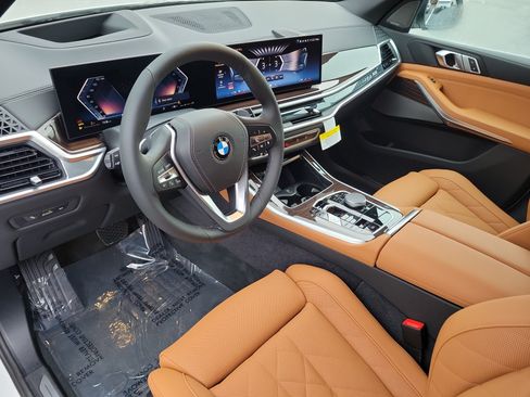 New 2026 BMW X5 xDrive40i w/ Premium Package AWD/4WD image 18
