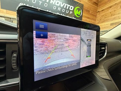 Used 2020 Ford Explorer Platinum image 22