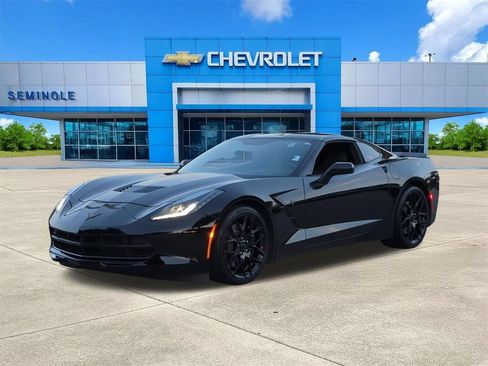 Used 2019 Chevrolet Corvette Stingray Coupe RWD image 2