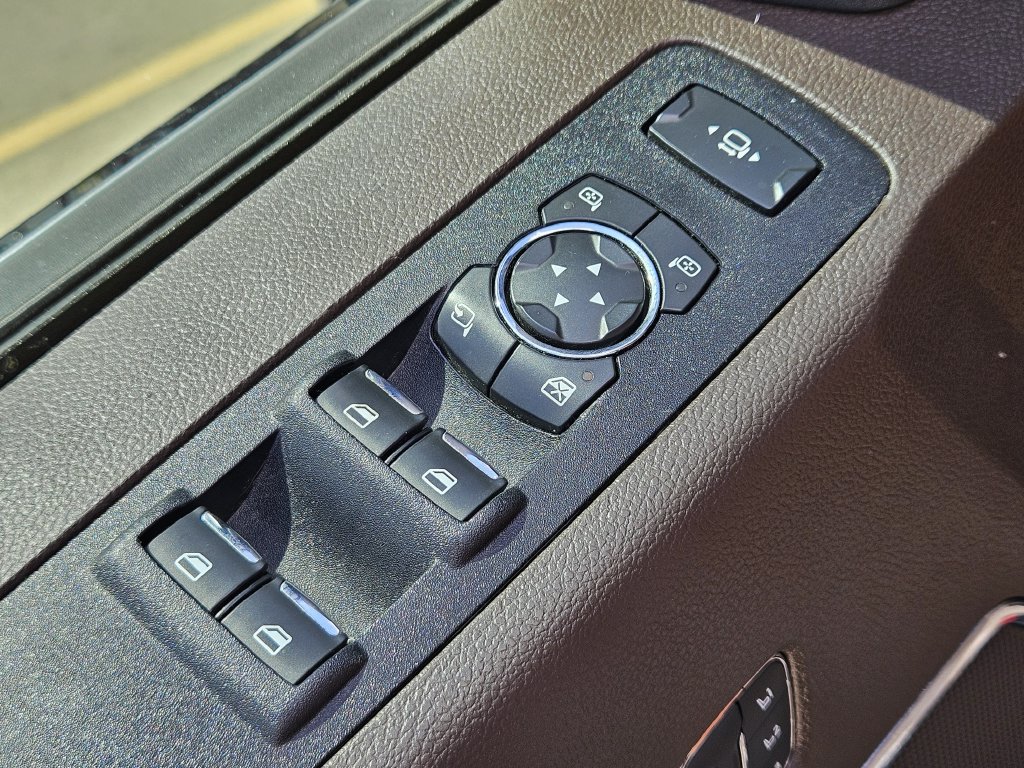 Used 2020 Ford F250 King Ranch w/ King Ranch Ultimate Package AWD/4WD image 26